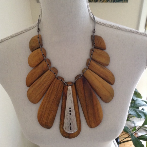 Jewelry - Awesome Wood and Pewter Necklace